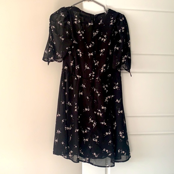 Black dress with floral - Picture 2 of 4